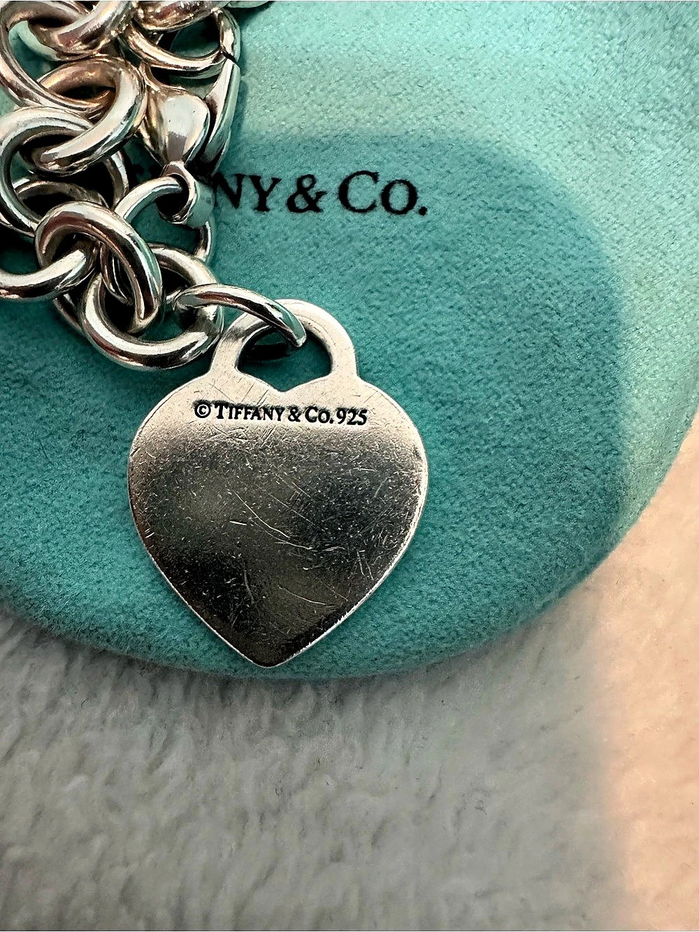 Tiffany & Co. Return to Tiffany Heart Tag Bracelet Silver. - Picture 3 of 4
